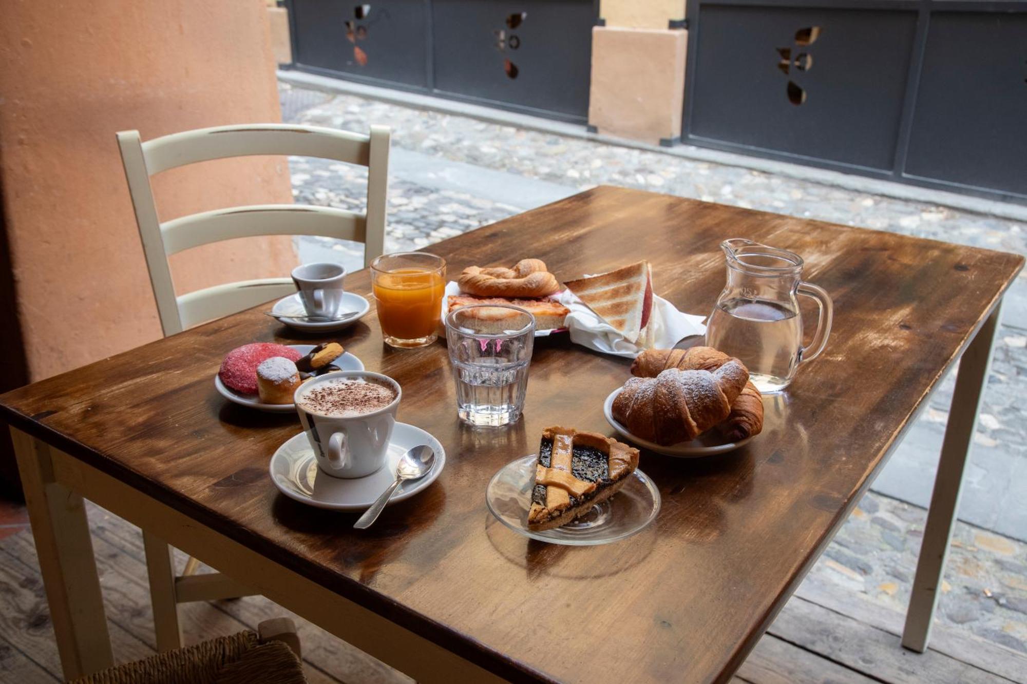 Locanda Dolcevita Dozza Eksteriør billede