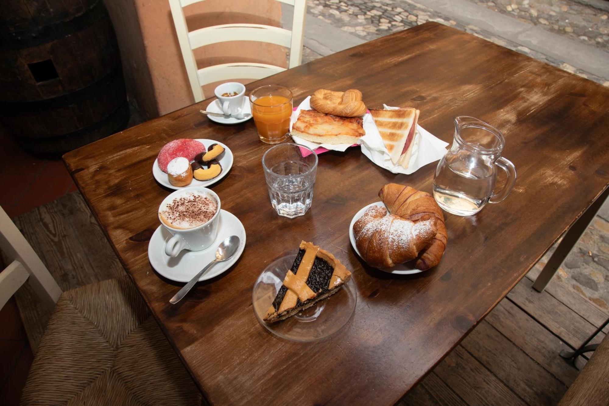 Locanda Dolcevita Dozza Eksteriør billede